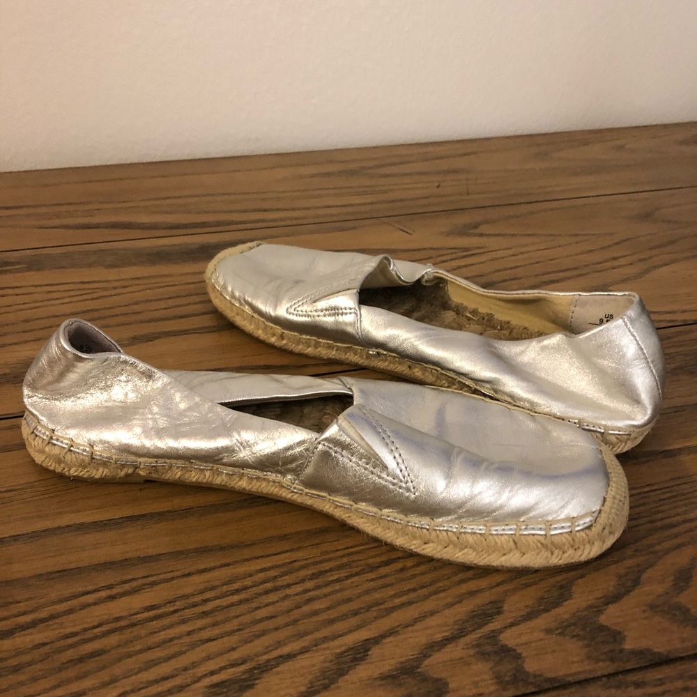 Sam Edelman silver espadrille flat woven sole